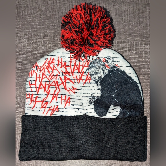 Jim Lee DC Super-Villains Joker Beanie Touque - Picture 5 of 5